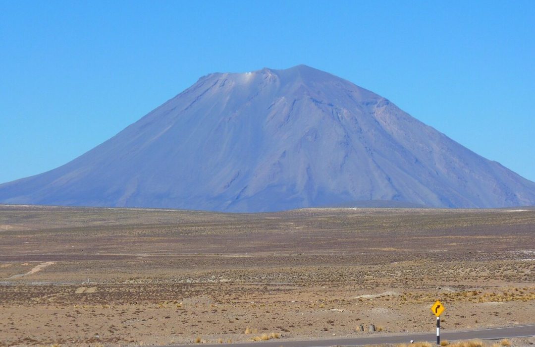 volcano, stratovolcano, el misti, peru, arequipa, landmark, mountain, nature, high